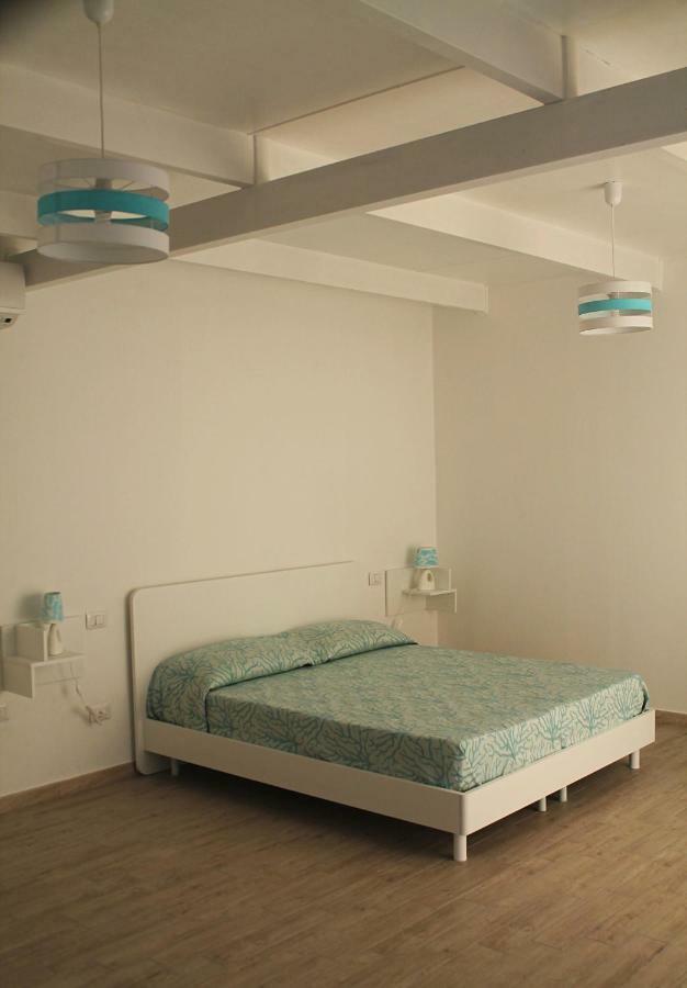 B&B Le Tre Spiagge Calasetta Ngoại thất bức ảnh